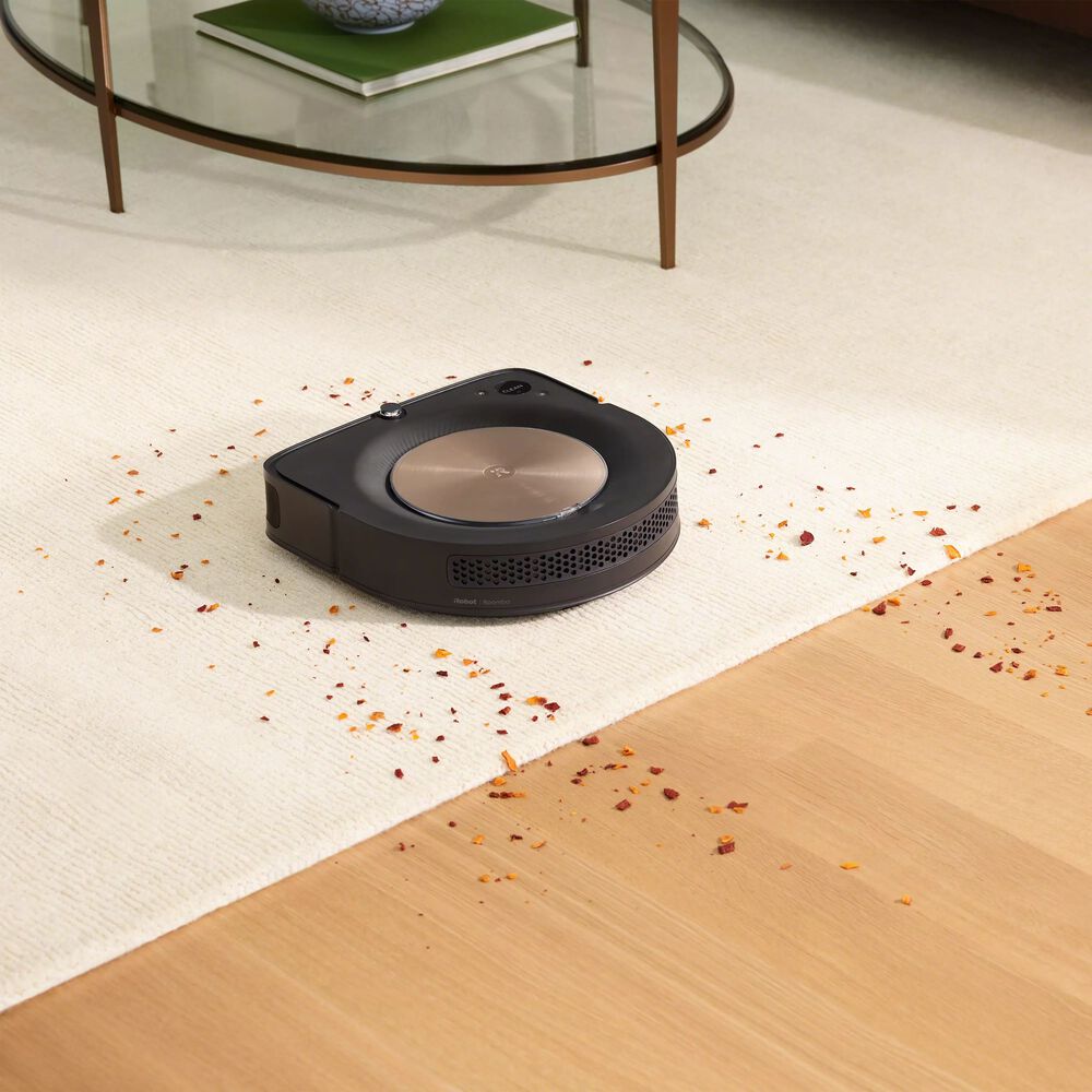 Dual brushes keep constant contact with the floors they love.