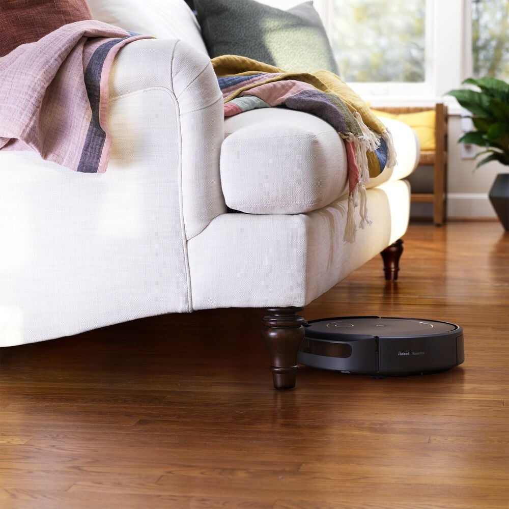 iRobot® Roomba® i1 (1152) Robot Vacuum - Wi-Fi® Connected Mapping, Works  with Google, Ideal for Pet Hair, Carpets