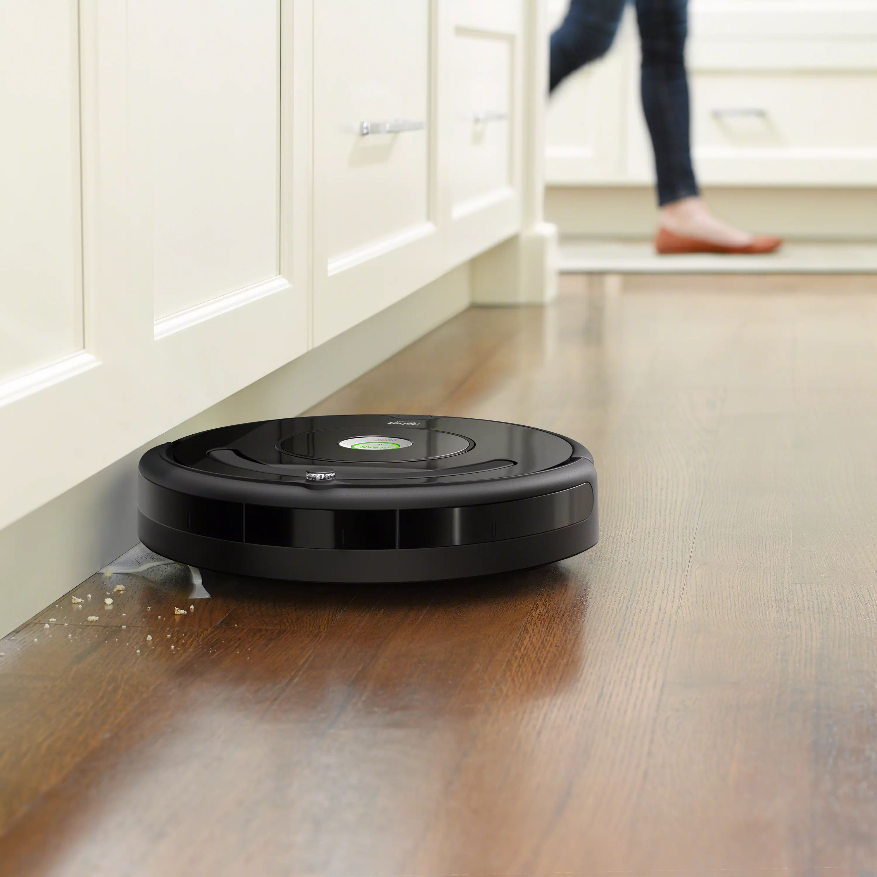 iRobot Roomba 675 Wi-Fi Connected Robot Vacuum Cleaner w/ iAdapt R675020 