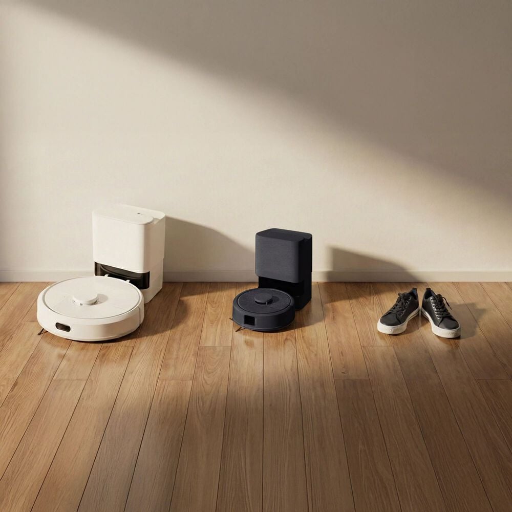 All the power of a full-sized Roomba&reg; robot in half the size&sup1;.