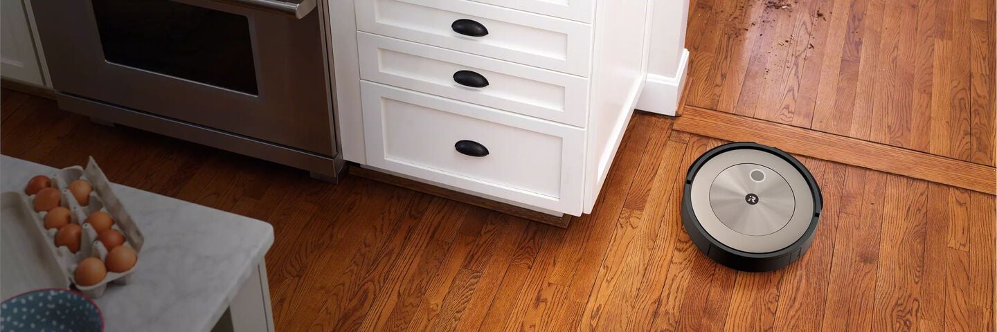 Roomba j9+