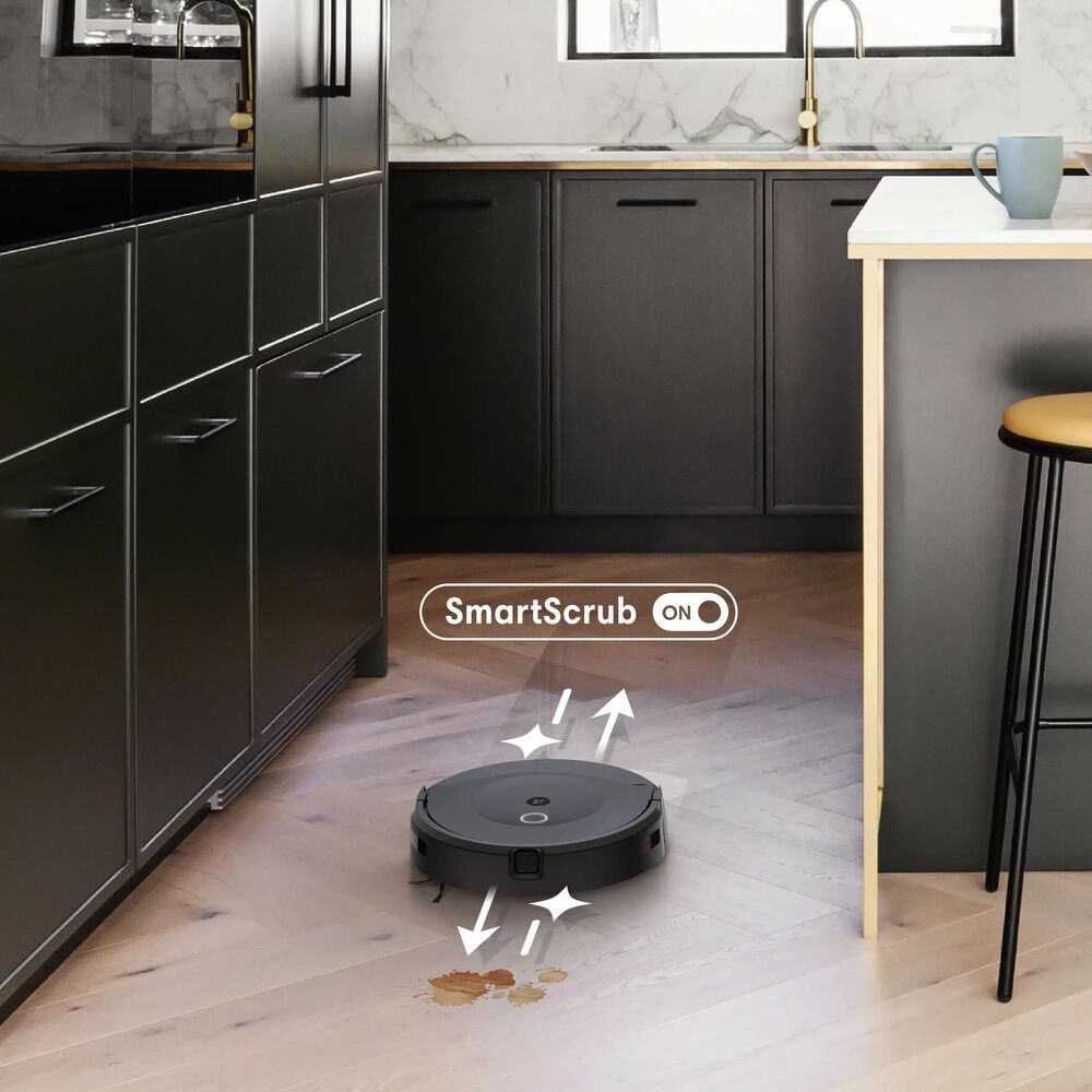 Roomba Combo® 10 Max robot + AutoWash dock