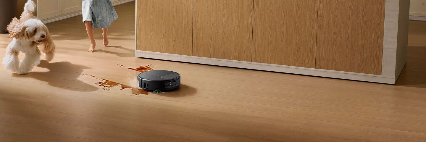 Introducing a Pro-Level Clean. Completely Hands Free.