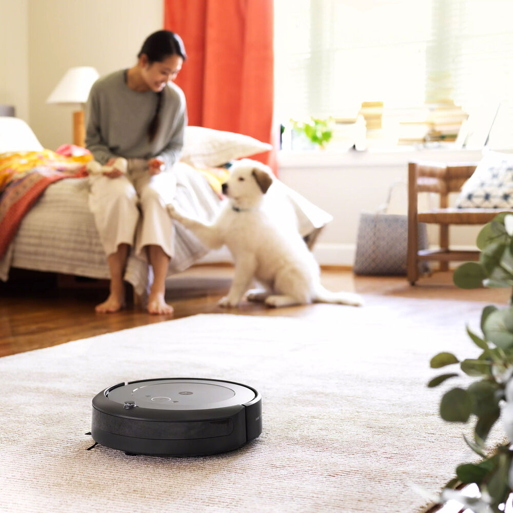 iRobot Roomba i2 (2152) Robot aspirador con conexión Wi-Fi – Navega en  filas ordenadas, compatible con Alexa, ideal para pelo de mascotas,  alfombras y