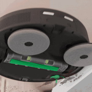 Roomba&reg; Plus 505 Combo robot + AutoWash&trade; dock